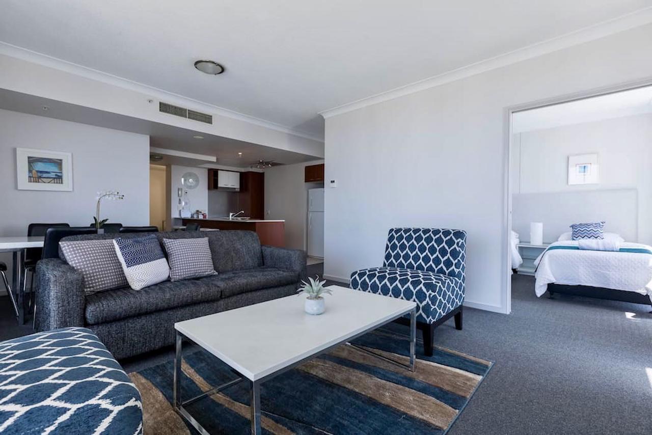 Apartment With Ocean Views